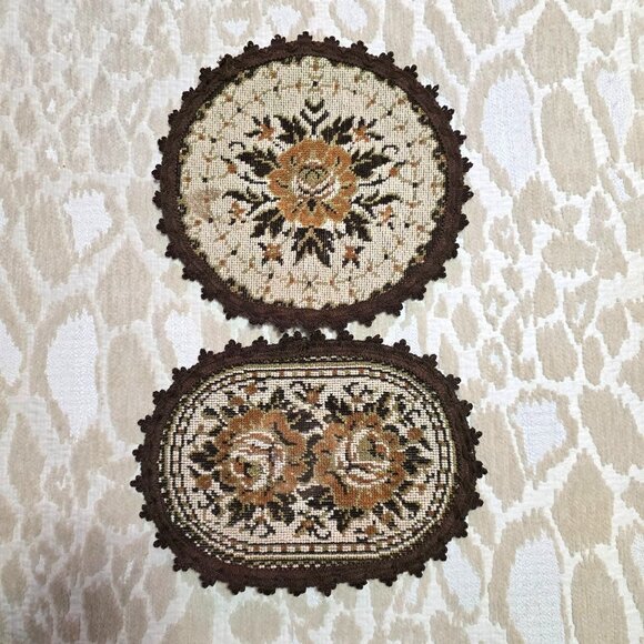 Vintage Set of 2 MCM Floral Embroidered Lace Doilies Round & Oval Beige & Brown - Picture 2 of 9